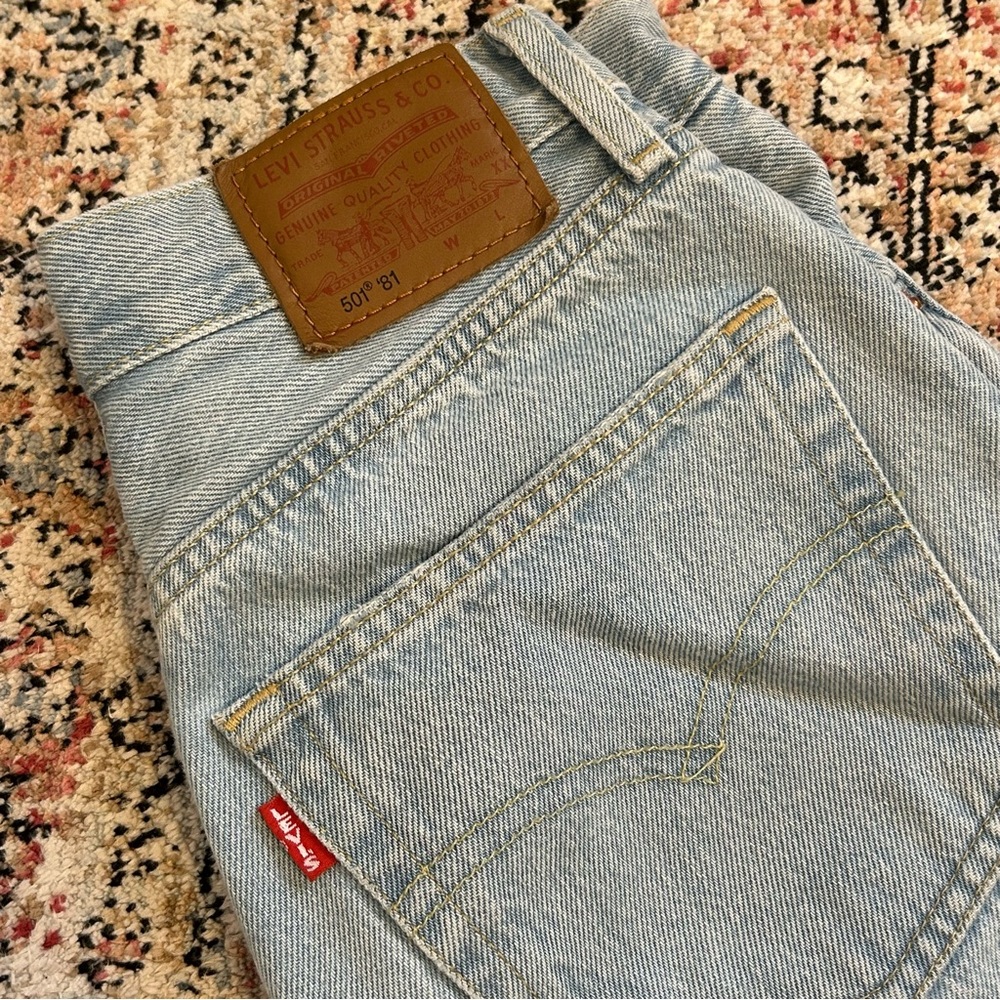 LEVIS 501 ‘81 jeans high rise light wash